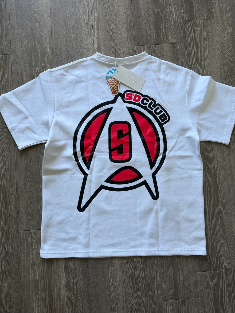 Snowday Premium Men’s White Graphic Tee with Red Logo